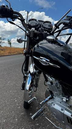 SUZUKI INTRUDER 125 